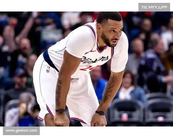 快船连续失利,球队遭遇重大考验 快船连续失利,球队遭遇重大考验