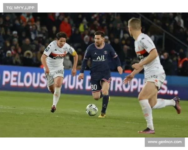 法甲:巴黎圣日耳曼力压里昂,再次证明冠军实力 法甲:巴黎圣日耳曼力压里昂,再次证明冠军实力
