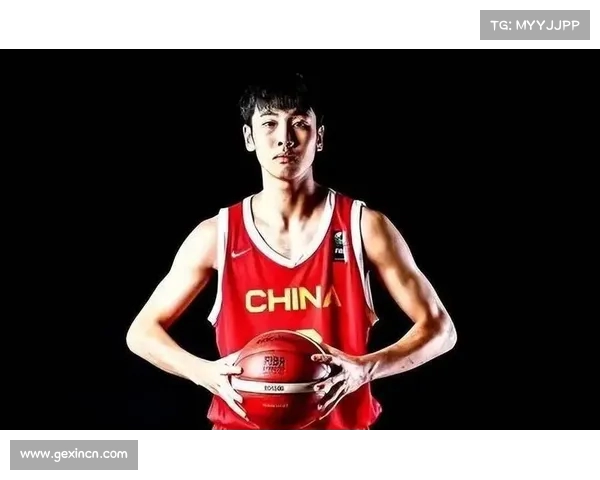 热得发烫！张博源三分神准，下半场连进，引爆全场(张博源演员简介)