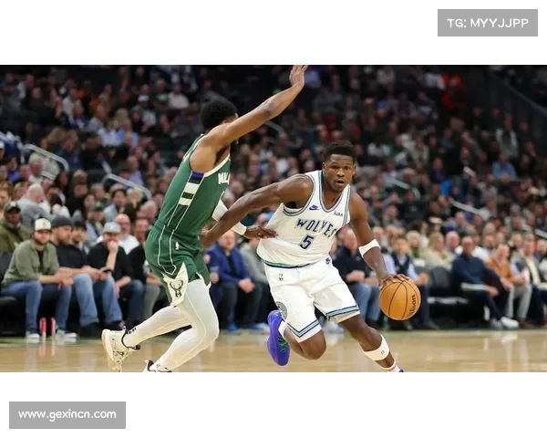 雄鹿队的控球大师如何带动全队进攻？