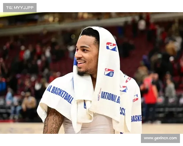 震撼全场!德章泰-穆雷在鹈鹕球衣中完成华丽单臂劈扣(德泰章穆雷选秀) 震撼全场!德章泰-穆雷在鹈鹕球衣中完成华丽单臂劈扣(德泰章穆雷选秀)